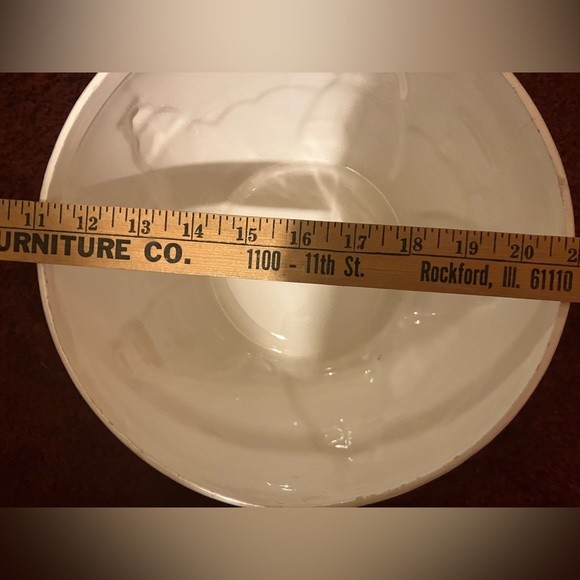 Large bowl. - Picture 3 of 5